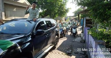 Hari Terakhir Kampanye Pilkades di Desa Sidokepung , Ratusan Pendukung Konvoi Naik Motor dan Pikap Keliling Desa Hari Terakhir Kampanye Pilkades di Desa Sidokepung , Ratusan Pendukung Konvoi Naik Motor dan Pikap Keliling Desa