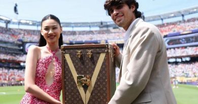 World Cup 2026: Jung Ho Yeon Tarik Perhatian di Final World Cup 2026: Jung Ho Yeon Tarik Perhatian di Final