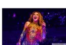 World Cup 2026: Shakira Tampil Memukau dengan Bikini Merah Berumbai World Cup 2026: Shakira Tampil Memukau dengan Bikini Merah Berumbai